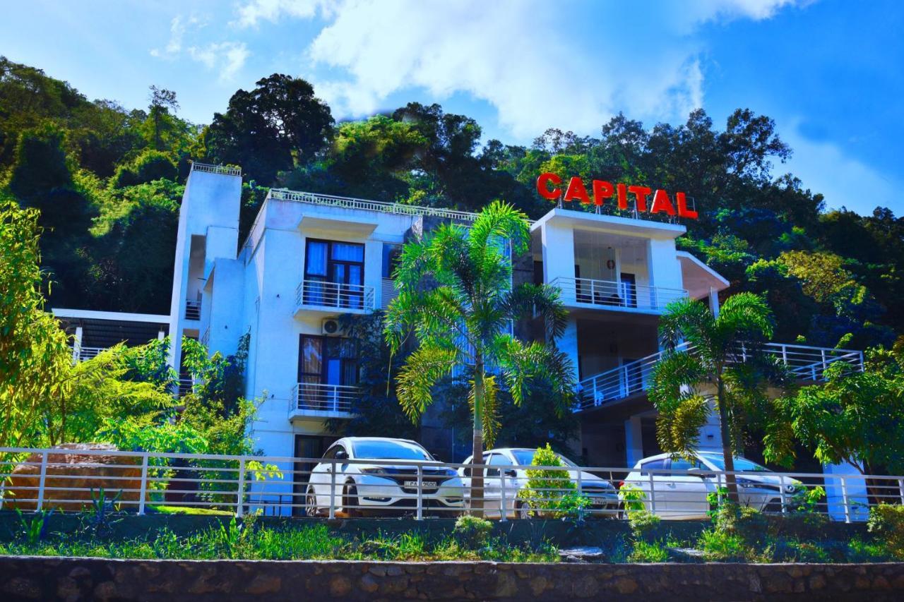 Capital Resort Inn Monaragala Exterior photo